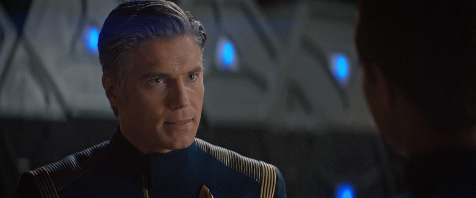 extant_StarTrekDiscovery_2x10-TheRedAngel_03832.jpg