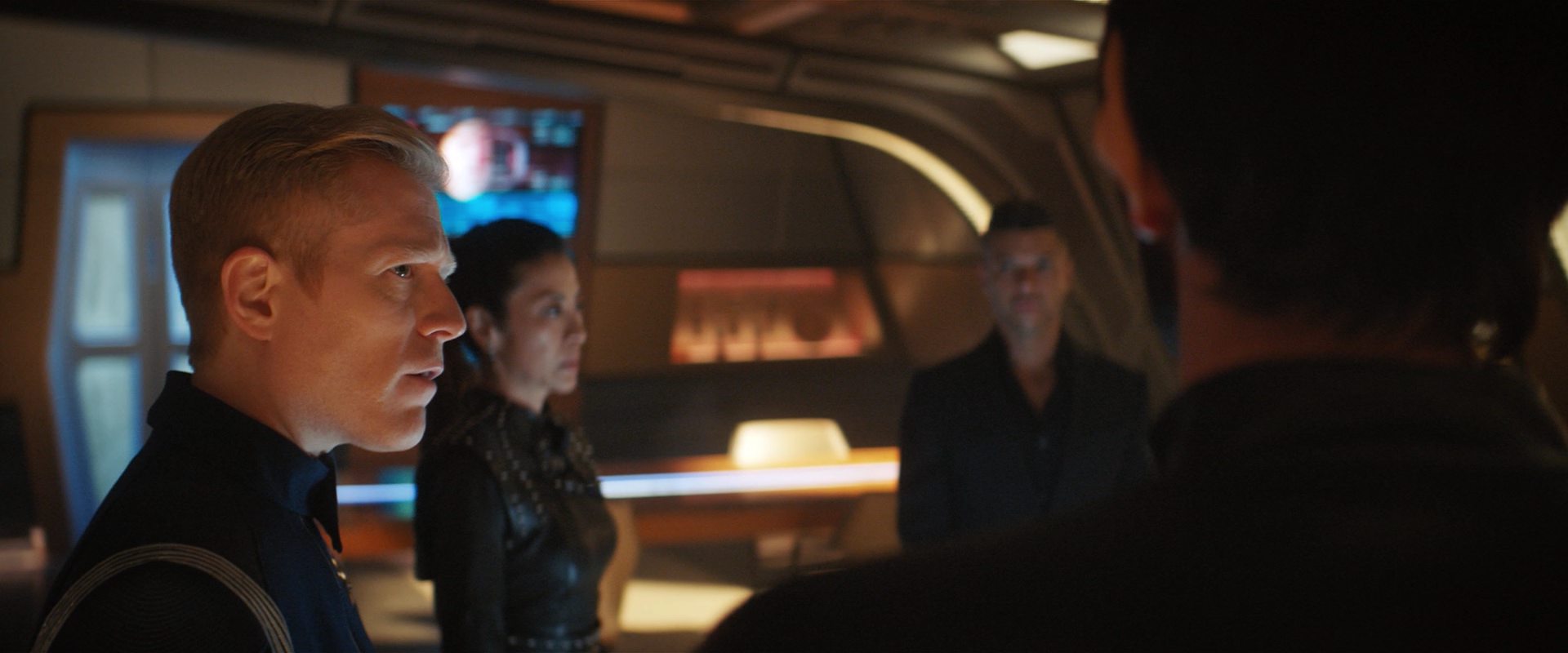 extant_StarTrekDiscovery_2x10-TheRedAngel_03955.jpg