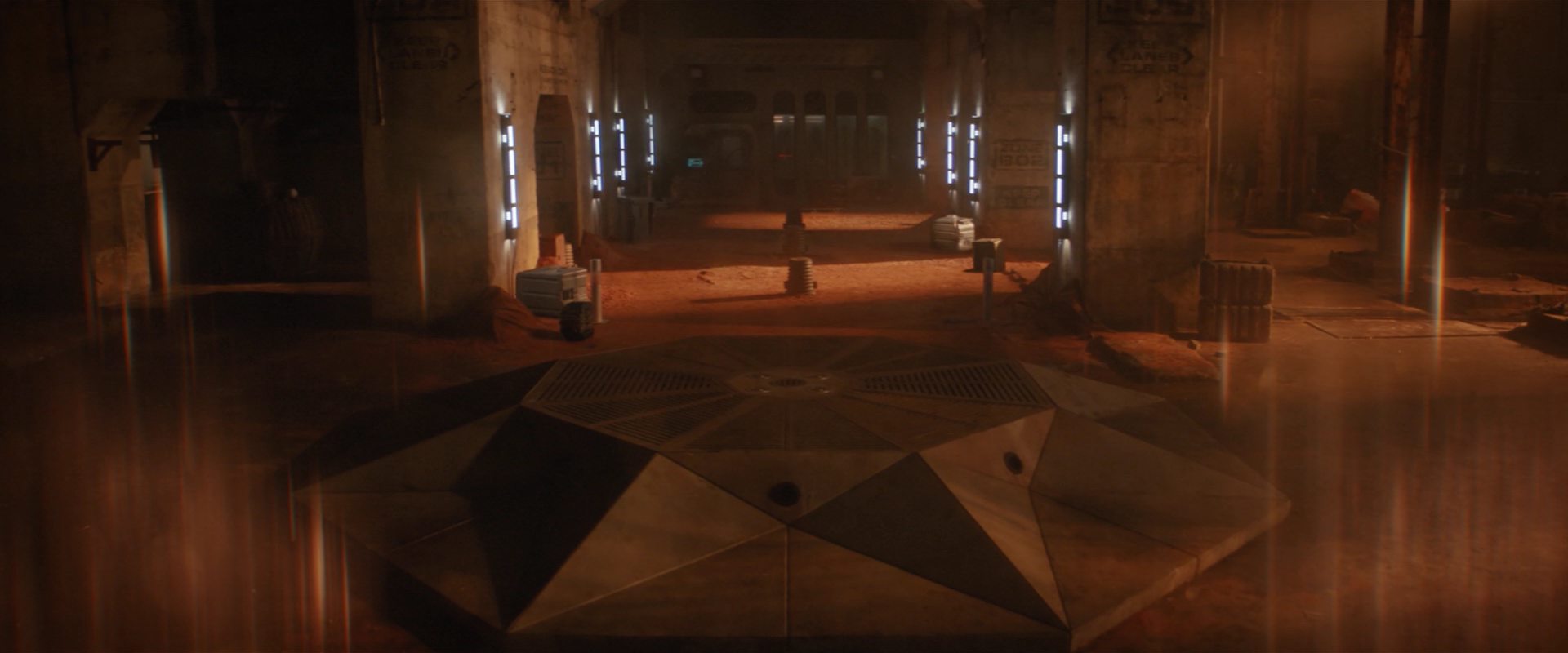 extant_StarTrekDiscovery_2x10-TheRedAngel_03987.jpg