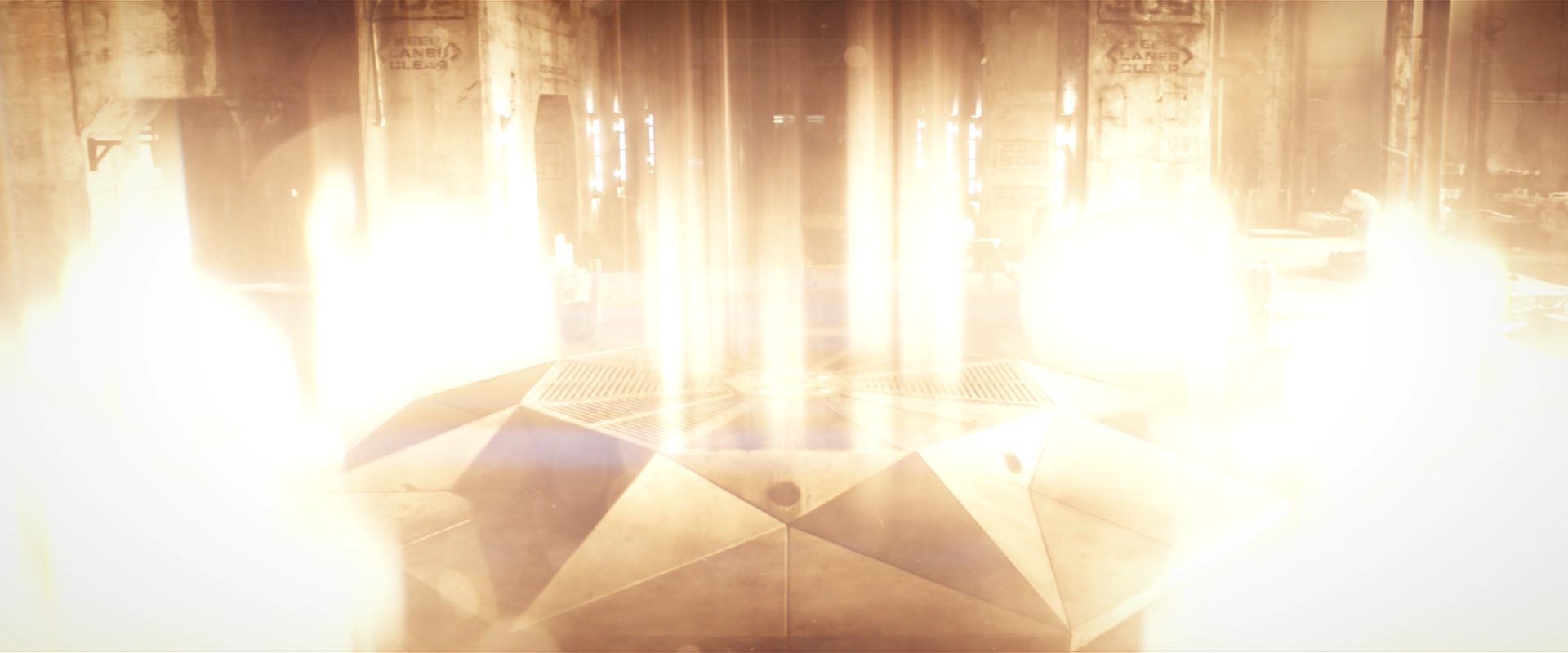 extant_StarTrekDiscovery_2x10-TheRedAngel_03990.jpg
