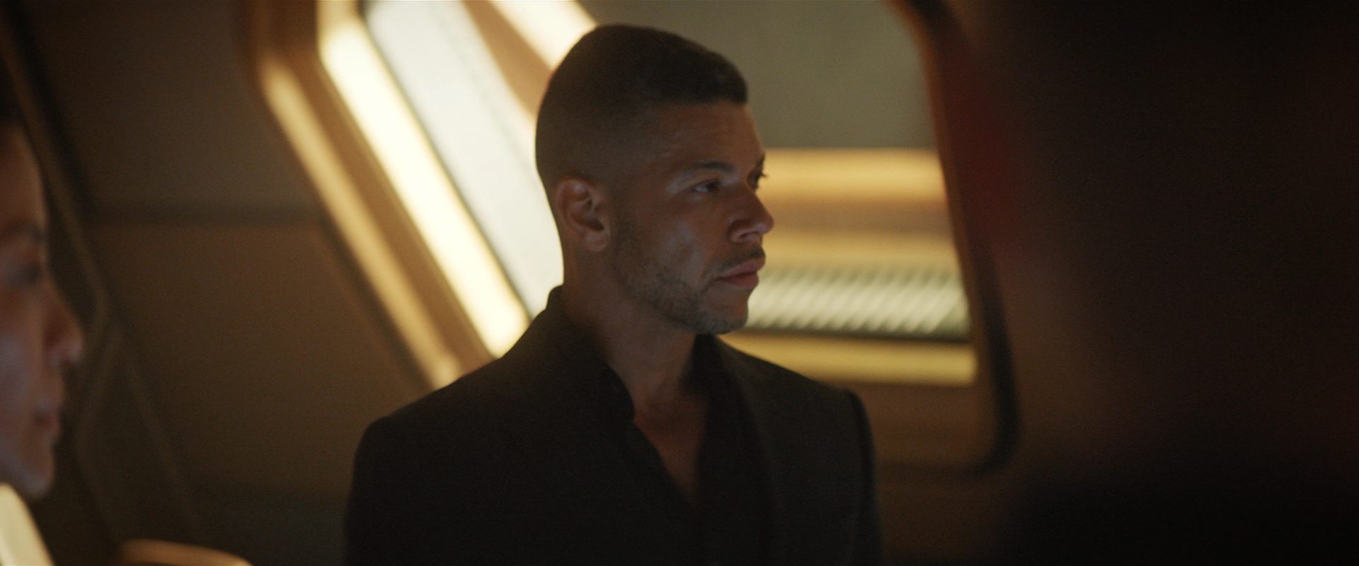 extant_StarTrekDiscovery_2x10-TheRedAngel_04061.jpg