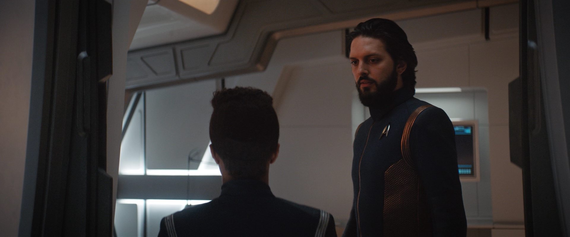 extant_StarTrekDiscovery_2x10-TheRedAngel_04112.jpg