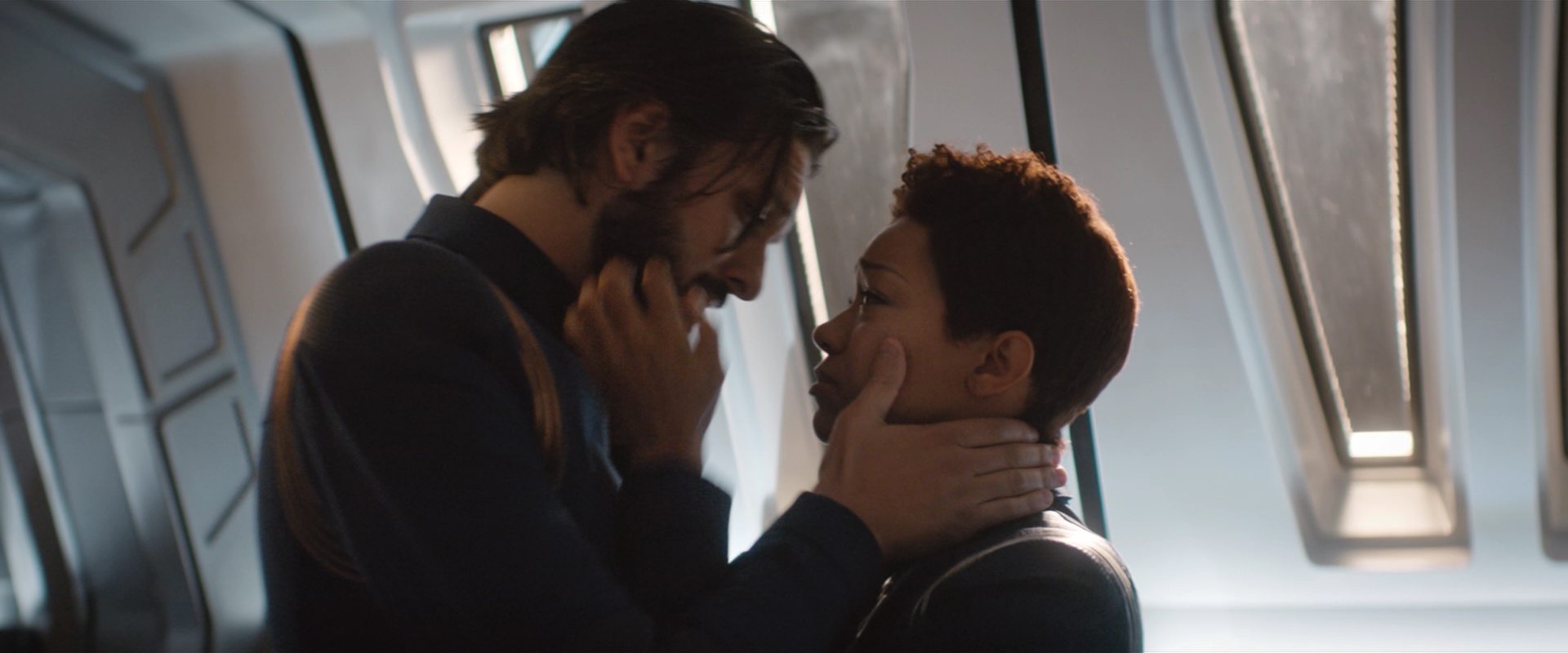 extant_StarTrekDiscovery_2x10-TheRedAngel_04201.jpg