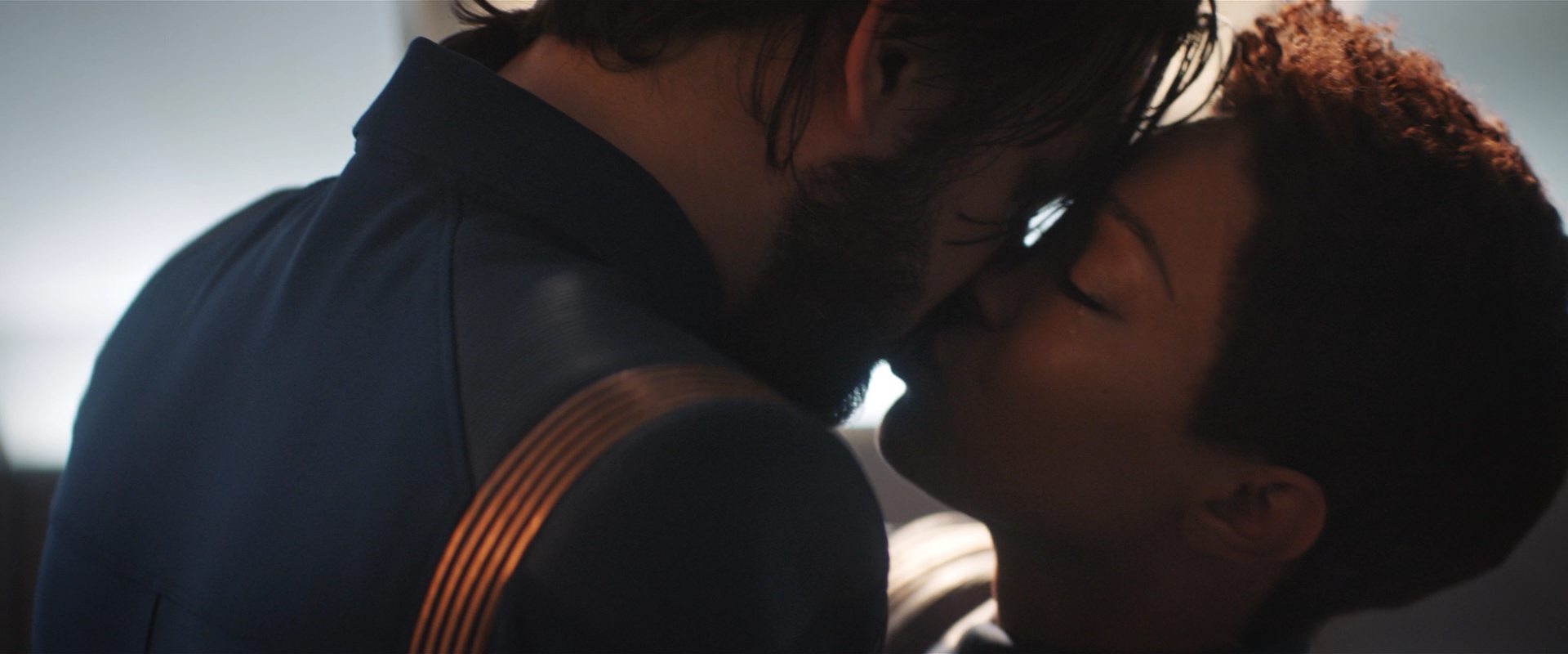 extant_StarTrekDiscovery_2x10-TheRedAngel_04210.jpg