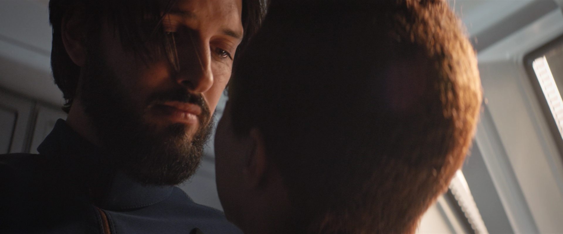 extant_StarTrekDiscovery_2x10-TheRedAngel_04237.jpg
