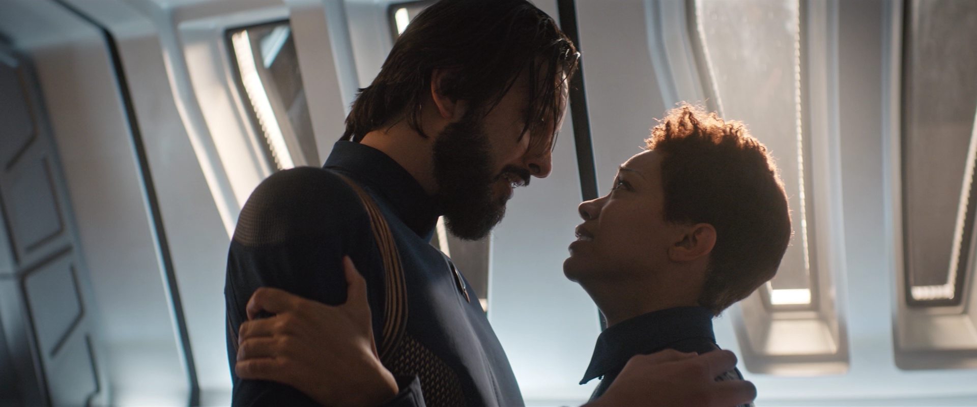 extant_StarTrekDiscovery_2x10-TheRedAngel_04245.jpg
