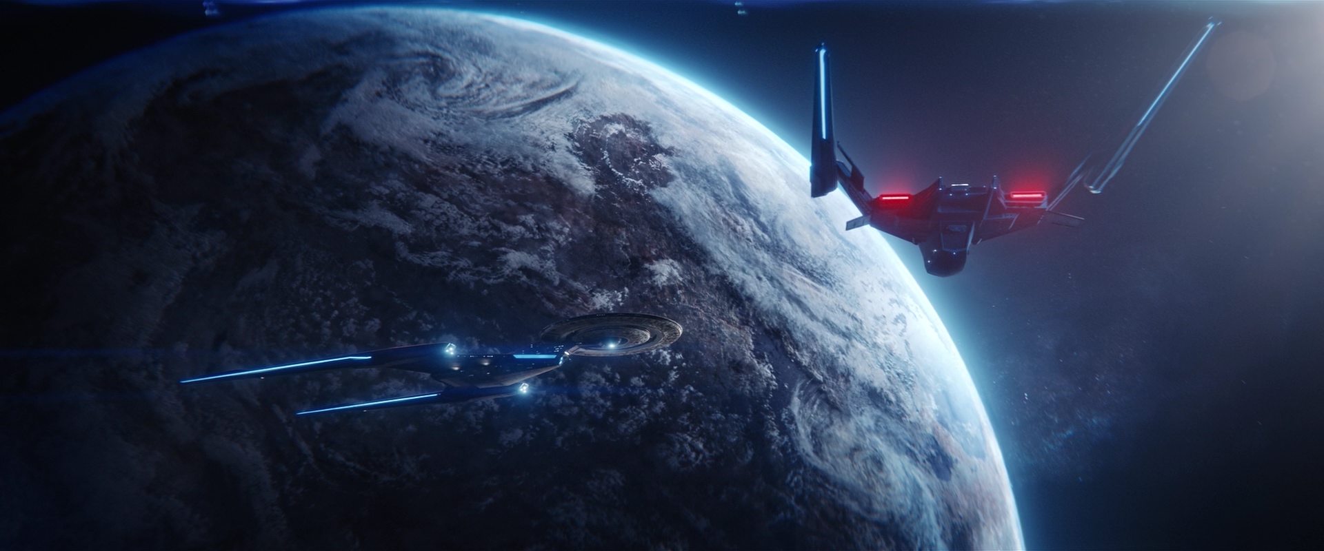 extant_StarTrekDiscovery_2x10-TheRedAngel_04271.jpg