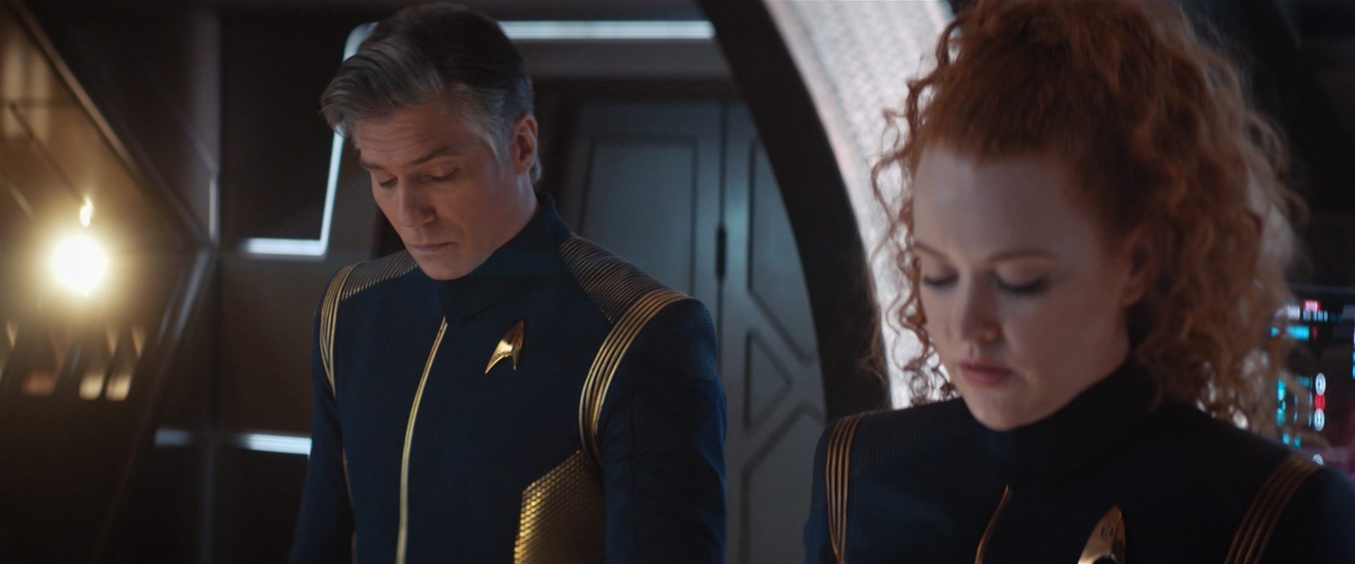 extant_StarTrekDiscovery_2x10-TheRedAngel_04279.jpg