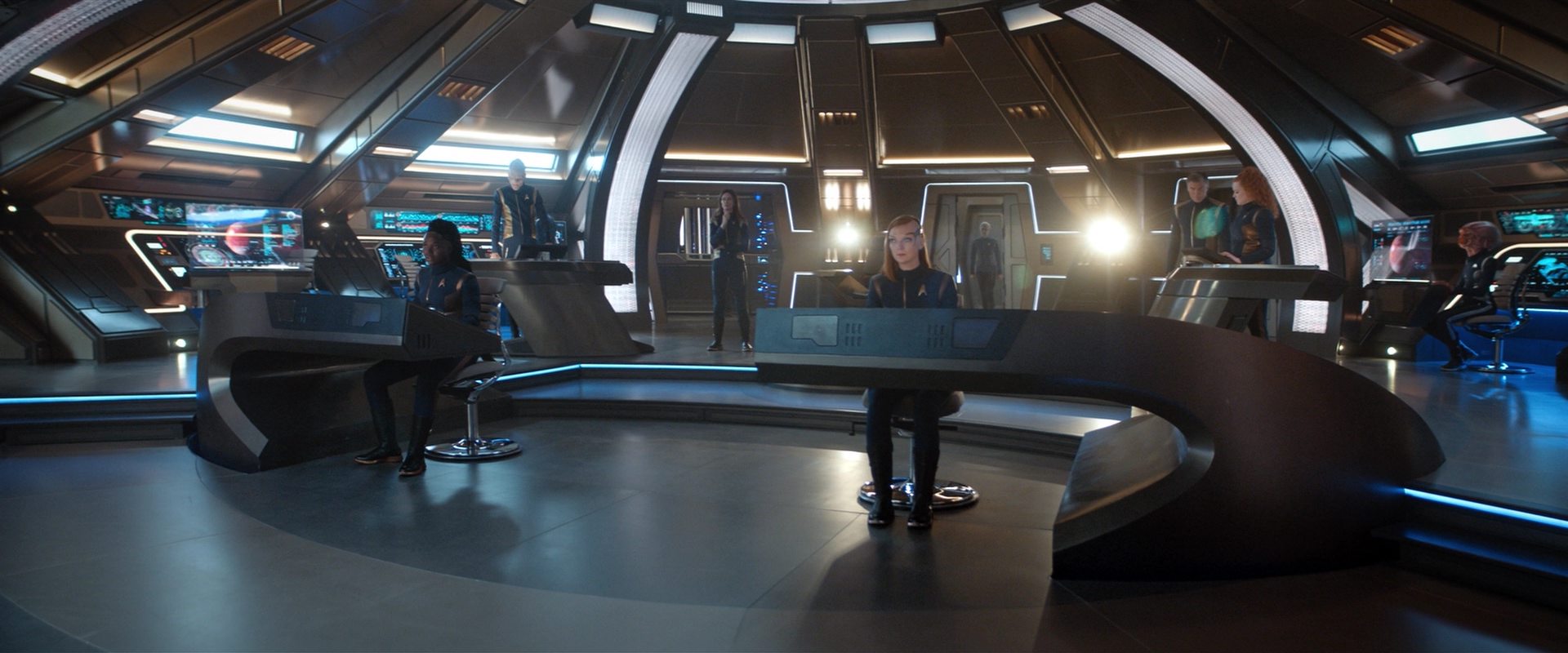 extant_StarTrekDiscovery_2x10-TheRedAngel_04284.jpg