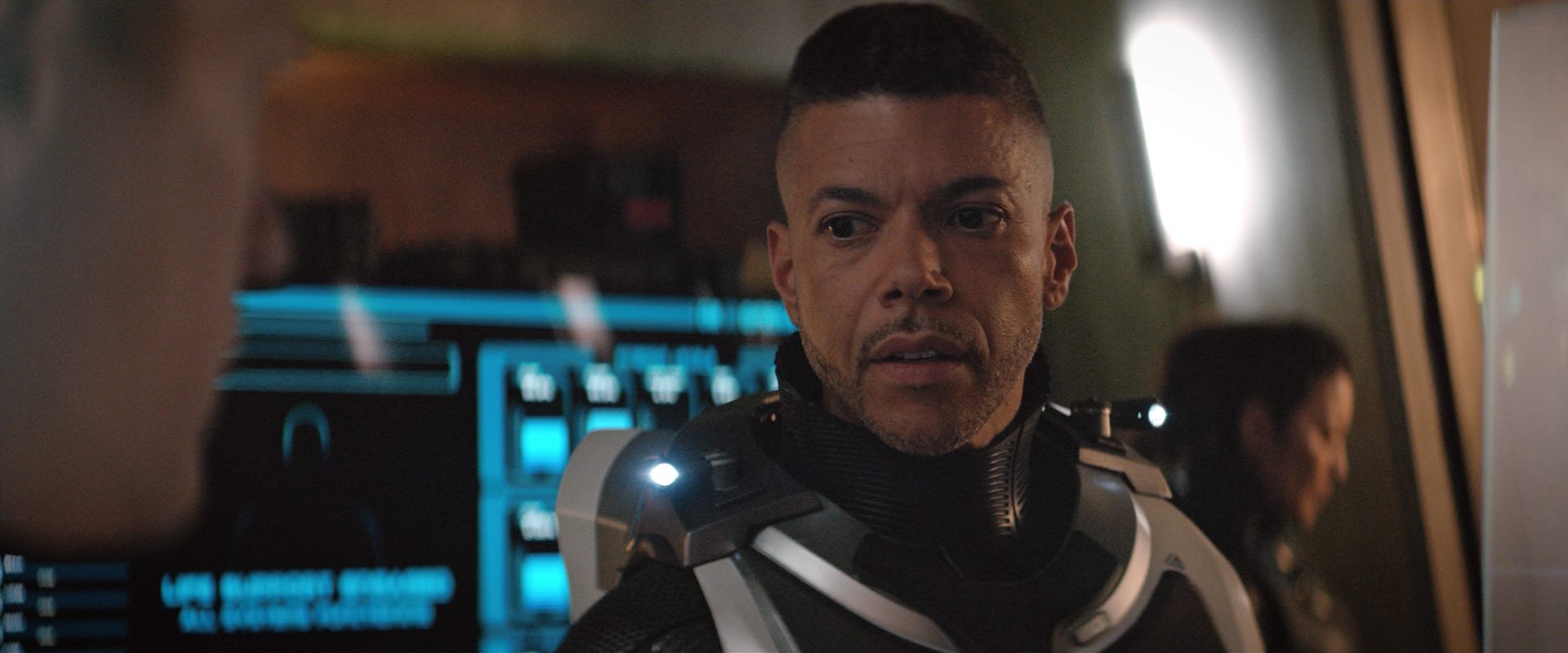 extant_StarTrekDiscovery_2x10-TheRedAngel_04356.jpg