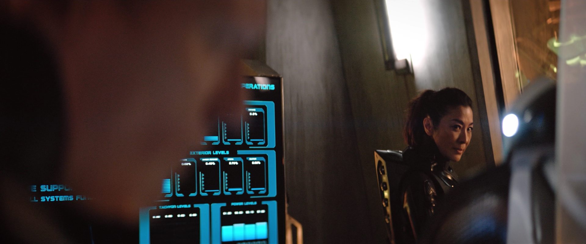 extant_StarTrekDiscovery_2x10-TheRedAngel_04392.jpg