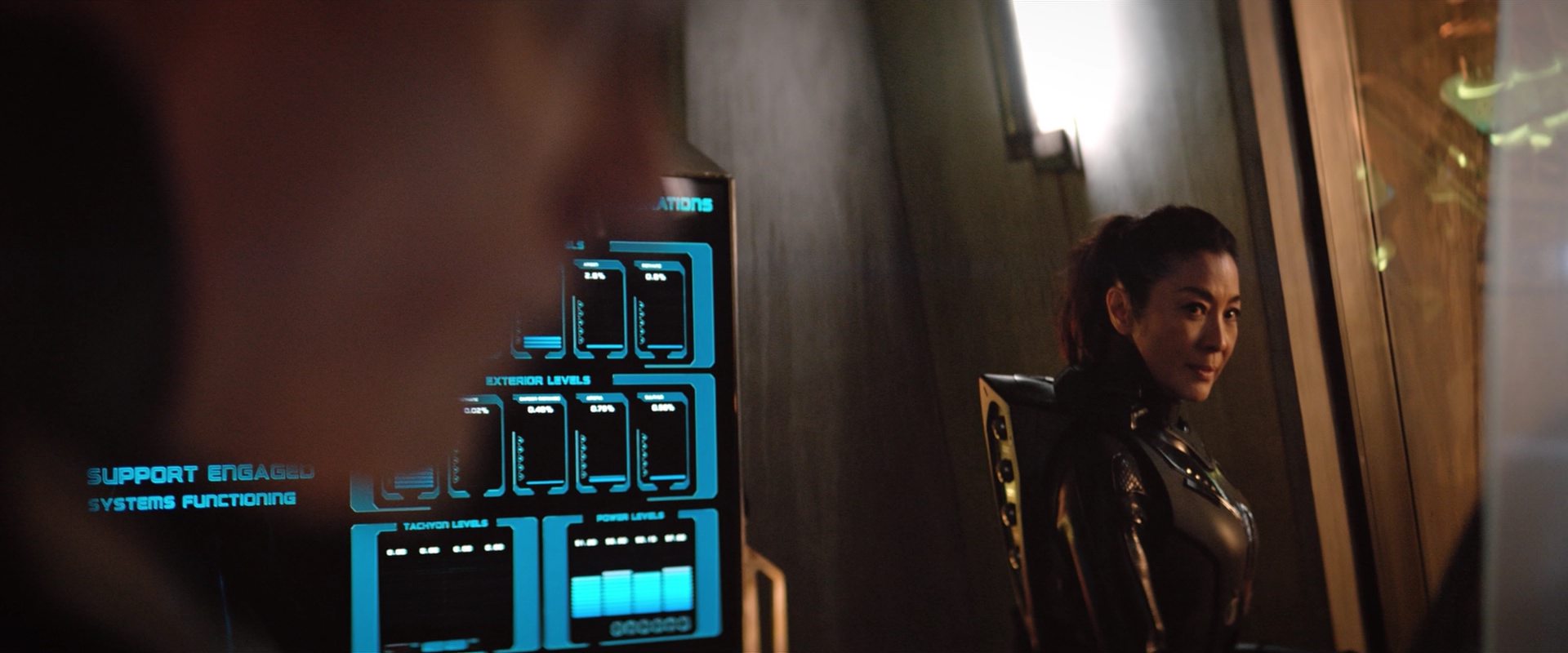 extant_StarTrekDiscovery_2x10-TheRedAngel_04393.jpg