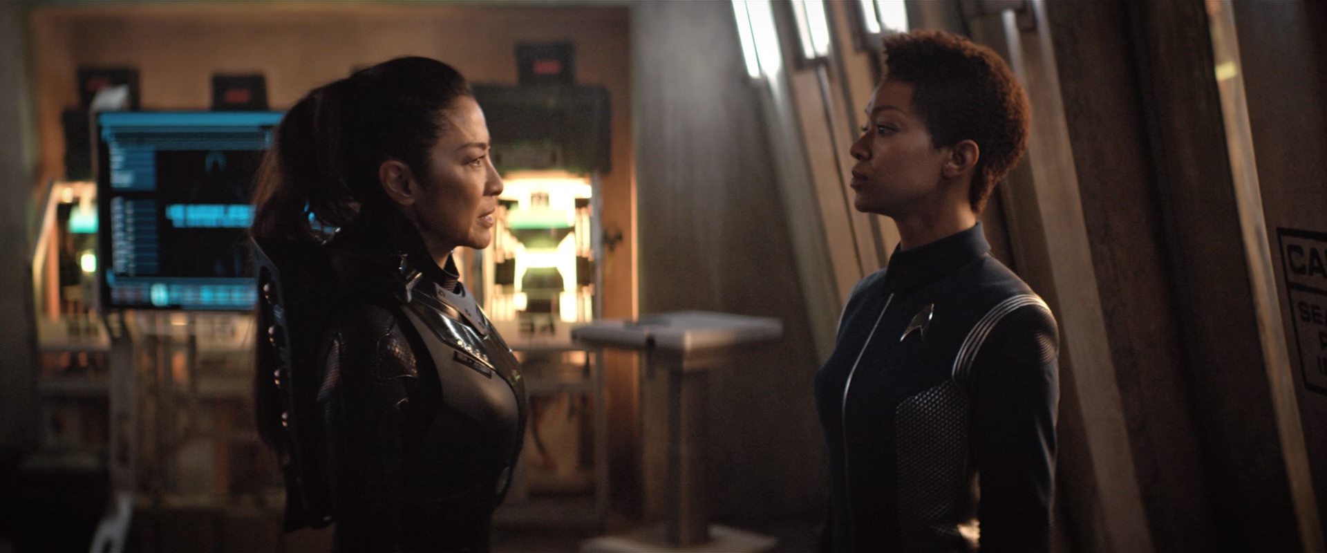 extant_StarTrekDiscovery_2x10-TheRedAngel_04419.jpg