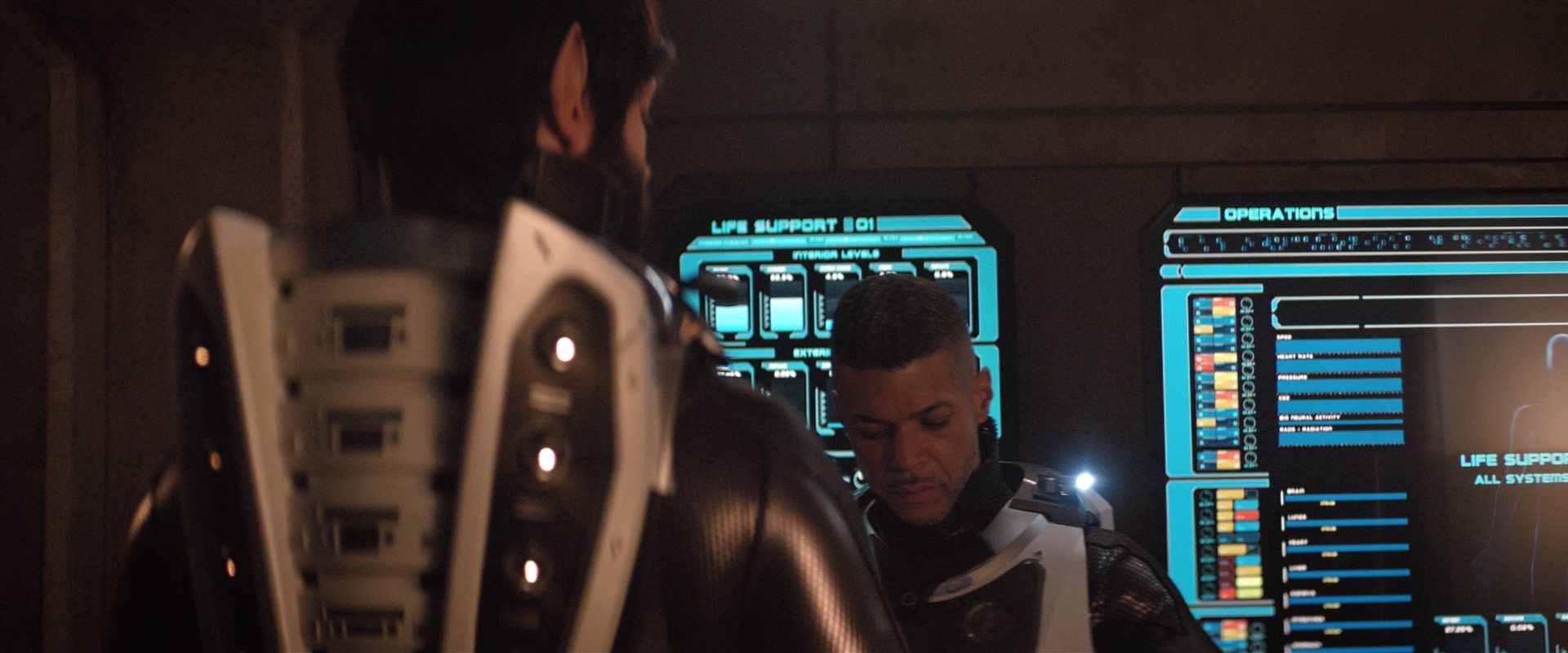 extant_StarTrekDiscovery_2x10-TheRedAngel_04457.jpg
