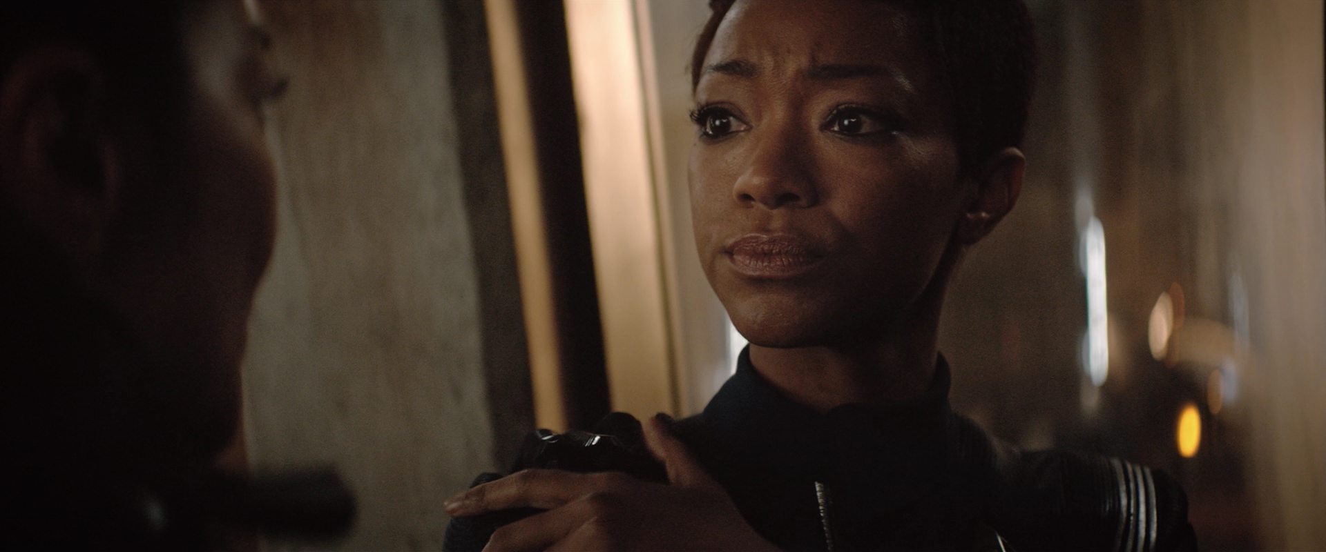 extant_StarTrekDiscovery_2x10-TheRedAngel_04481.jpg