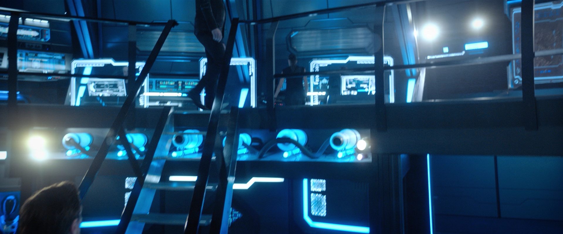 extant_StarTrekDiscovery_2x10-TheRedAngel_04535.jpg