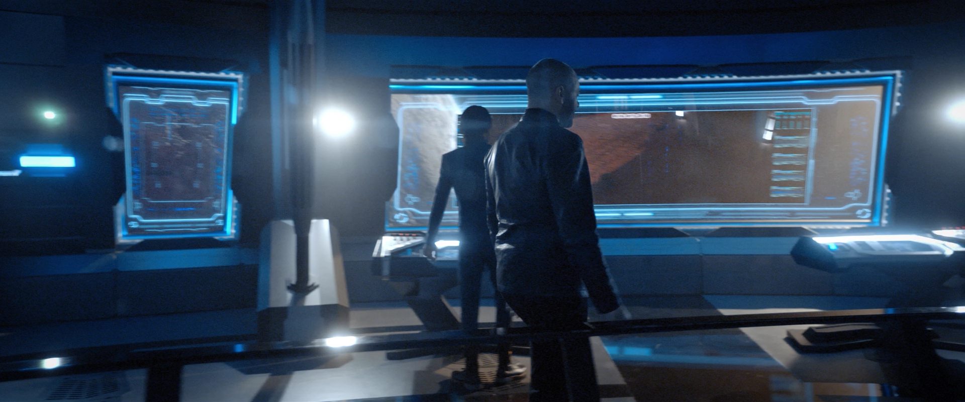 extant_StarTrekDiscovery_2x10-TheRedAngel_04540.jpg