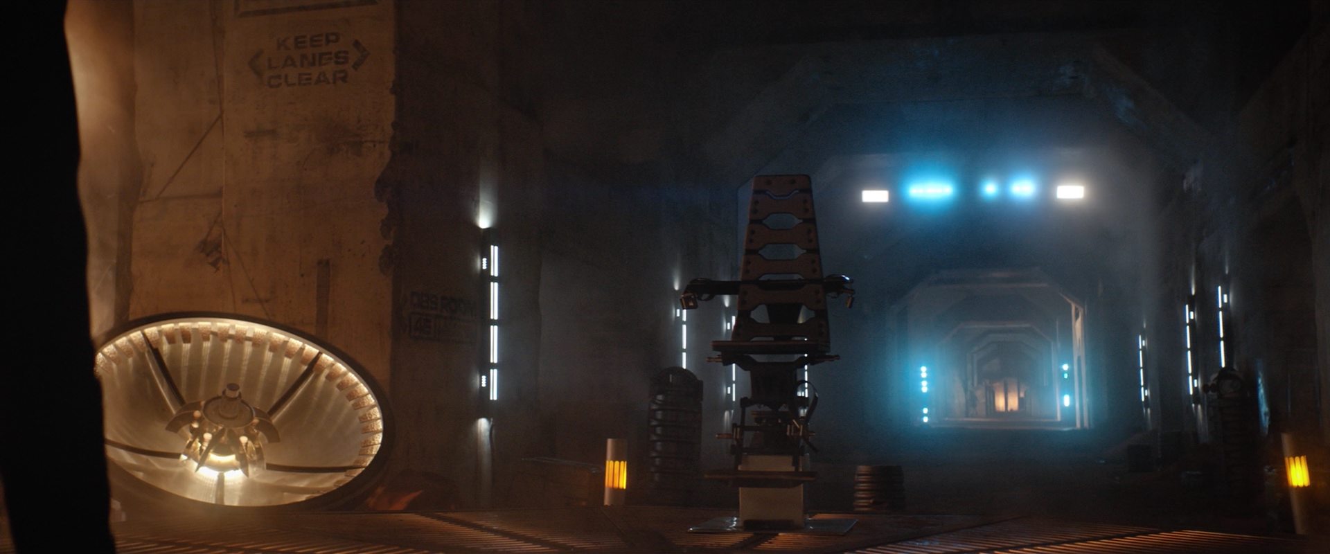 extant_StarTrekDiscovery_2x10-TheRedAngel_04583.jpg