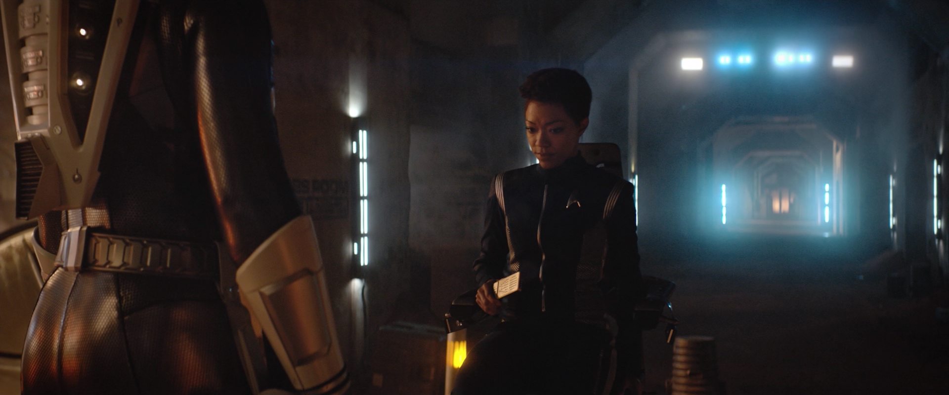 extant_StarTrekDiscovery_2x10-TheRedAngel_04600.jpg