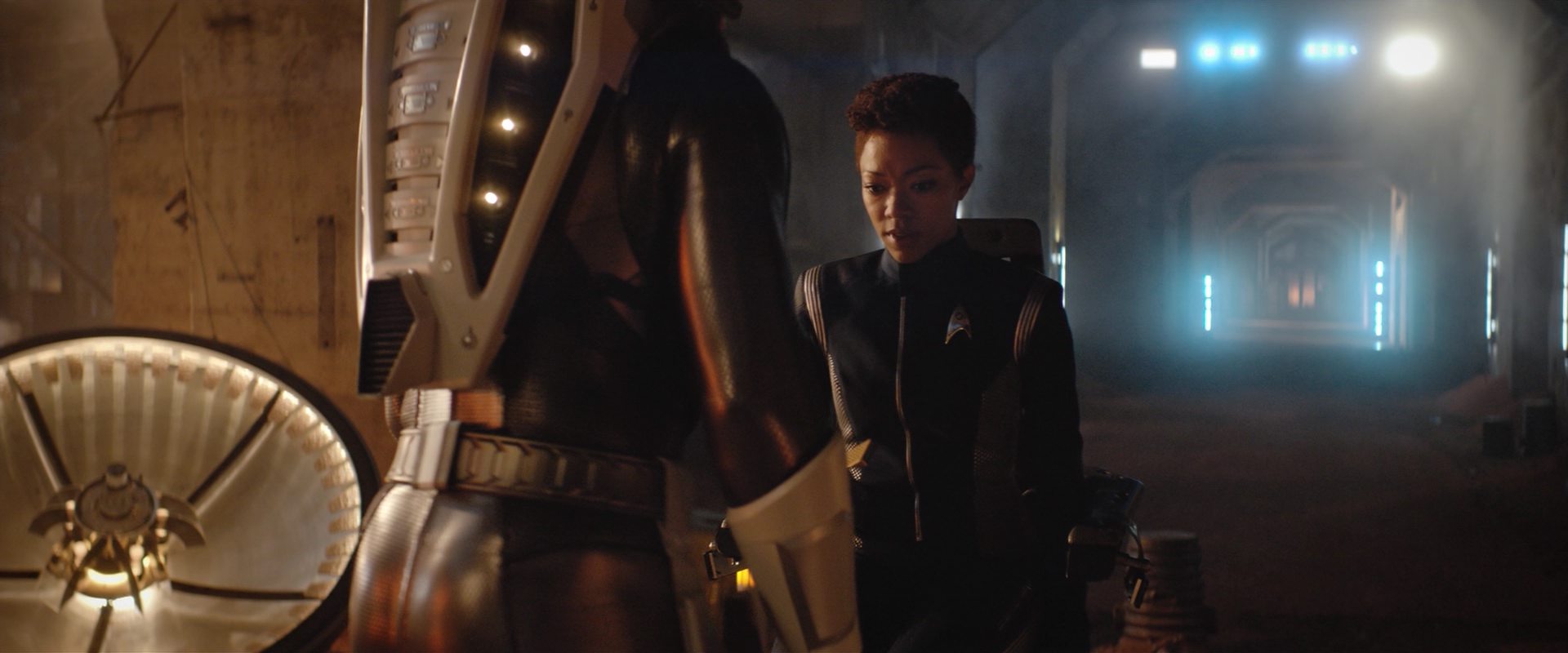 extant_StarTrekDiscovery_2x10-TheRedAngel_04603.jpg