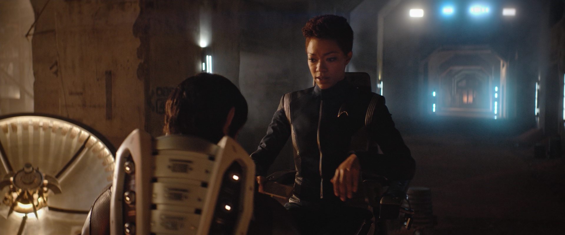 extant_StarTrekDiscovery_2x10-TheRedAngel_04605.jpg