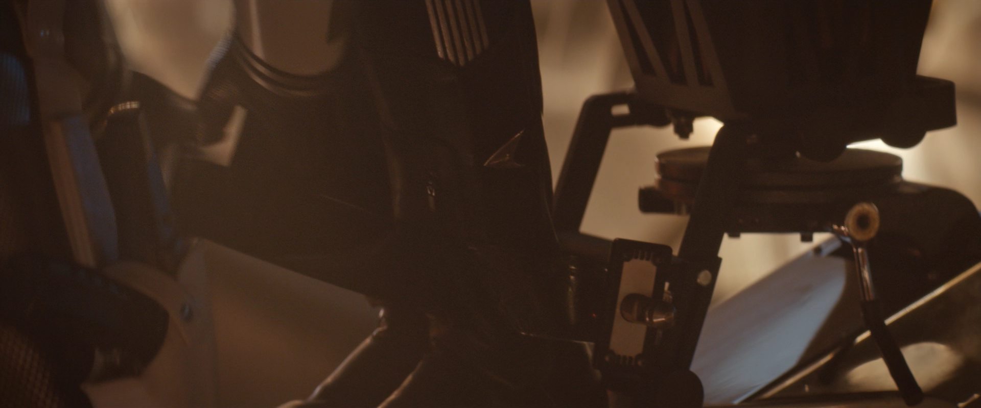 extant_StarTrekDiscovery_2x10-TheRedAngel_04610.jpg