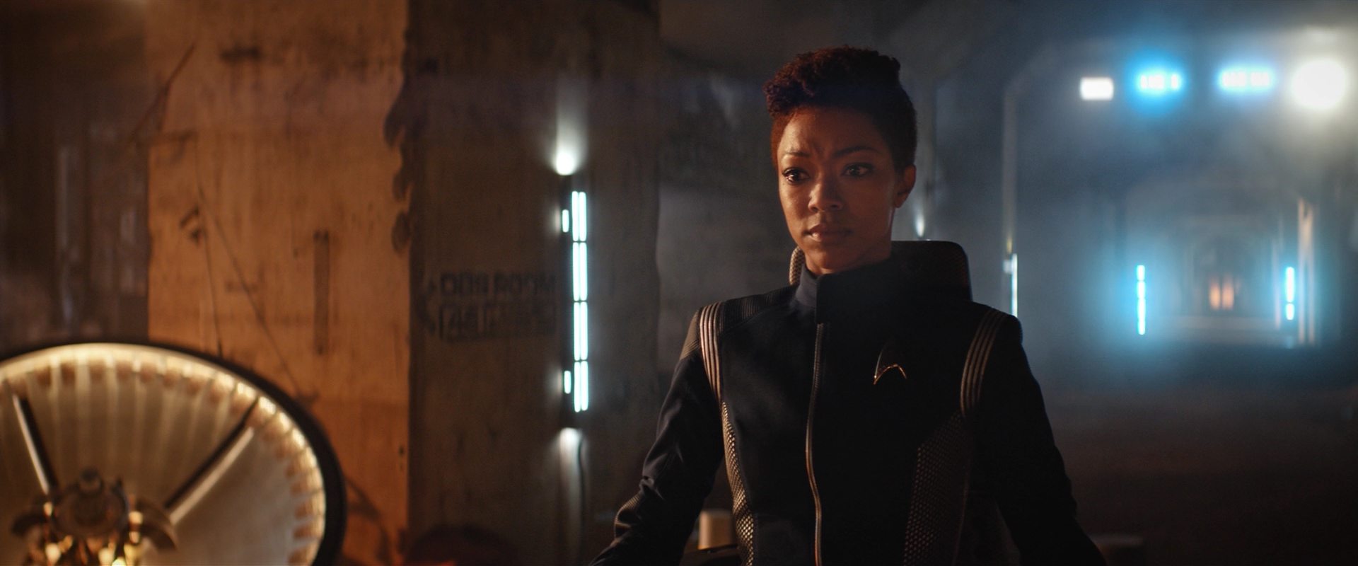 extant_StarTrekDiscovery_2x10-TheRedAngel_04661.jpg
