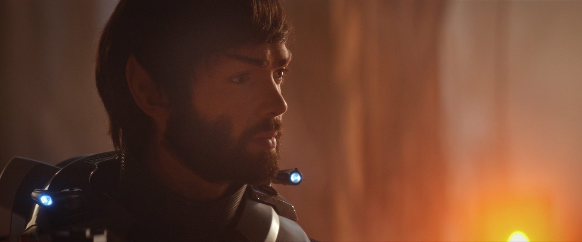 extant_StarTrekDiscovery_2x10-TheRedAngel_04687.jpg