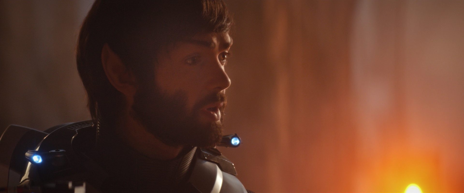 extant_StarTrekDiscovery_2x10-TheRedAngel_04688.jpg