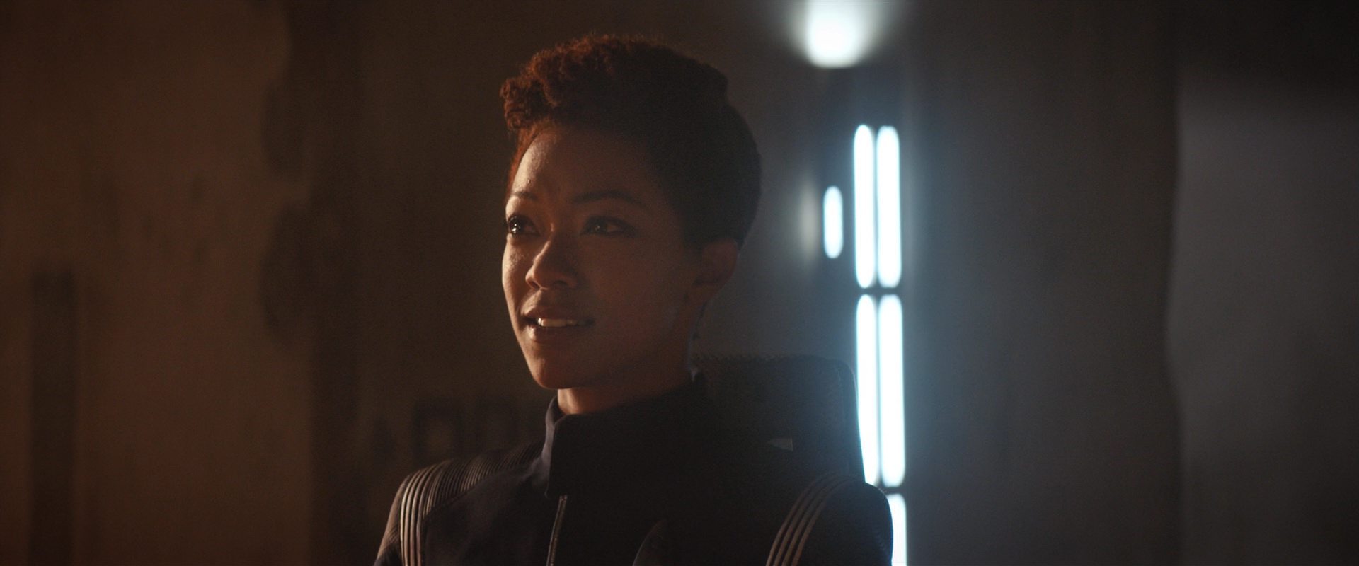 extant_StarTrekDiscovery_2x10-TheRedAngel_04707.jpg