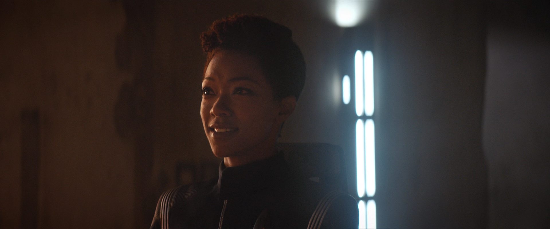 extant_StarTrekDiscovery_2x10-TheRedAngel_04709.jpg