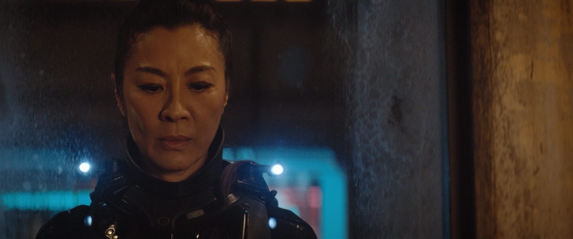 extant_StarTrekDiscovery_2x10-TheRedAngel_04751.jpg