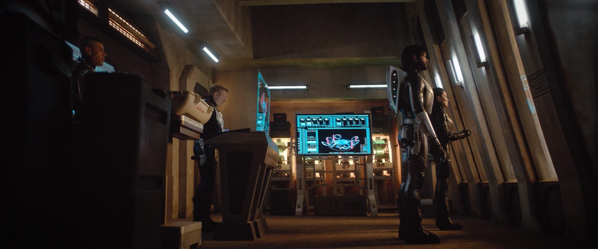 extant_StarTrekDiscovery_2x10-TheRedAngel_04785.jpg