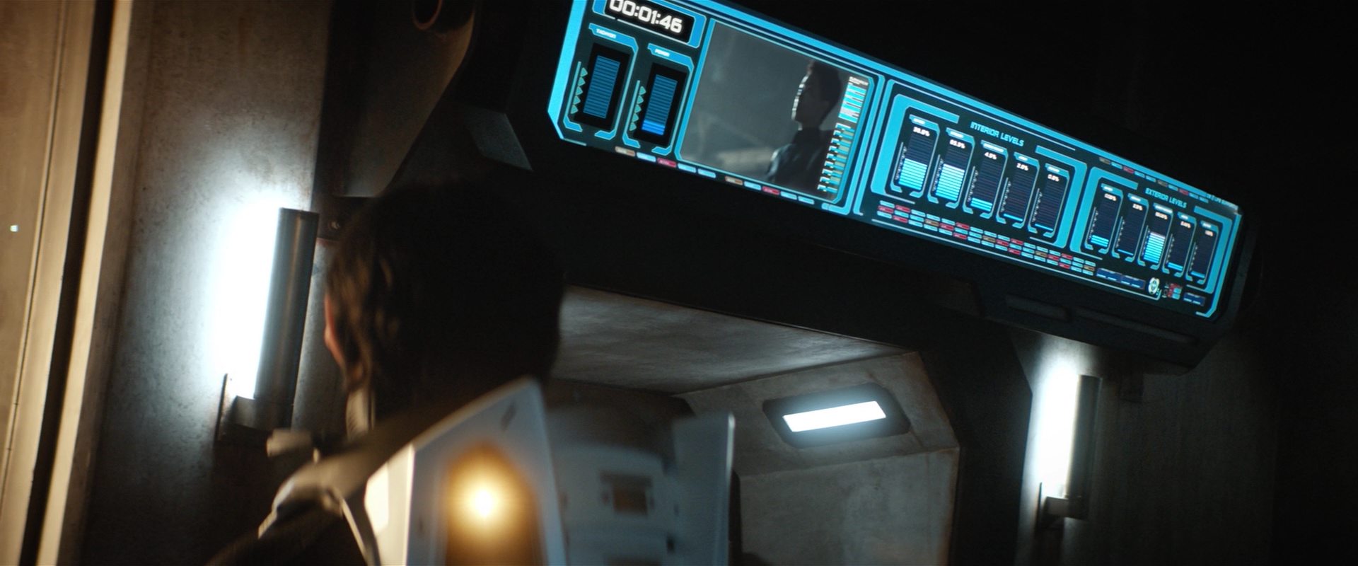 extant_StarTrekDiscovery_2x10-TheRedAngel_04824.jpg