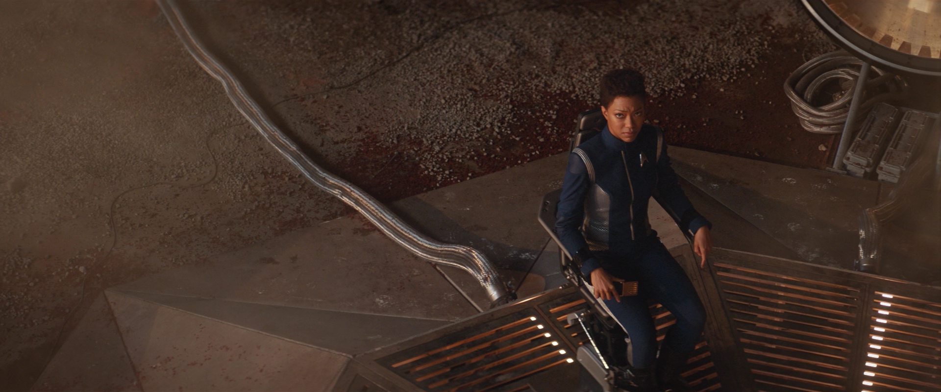 extant_StarTrekDiscovery_2x10-TheRedAngel_04827.jpg