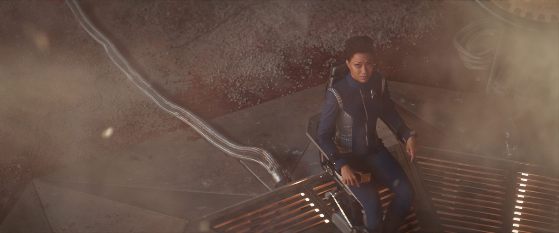 extant_StarTrekDiscovery_2x10-TheRedAngel_04830.jpg