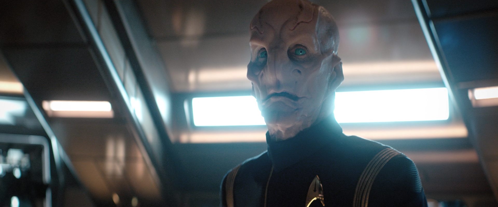 extant_StarTrekDiscovery_2x10-TheRedAngel_04865.jpg