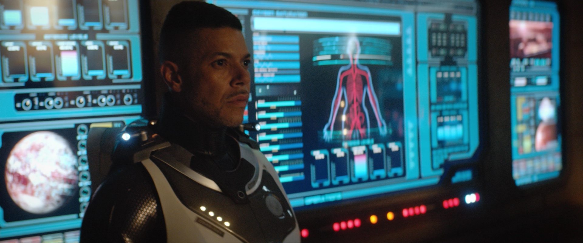 extant_StarTrekDiscovery_2x10-TheRedAngel_04880.jpg