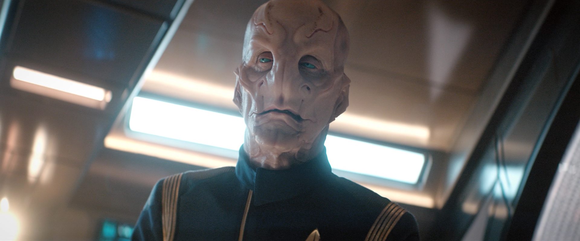 extant_StarTrekDiscovery_2x10-TheRedAngel_04931.jpg