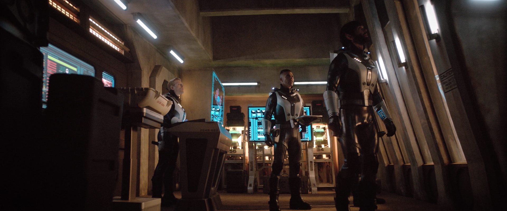 extant_StarTrekDiscovery_2x10-TheRedAngel_04982.jpg