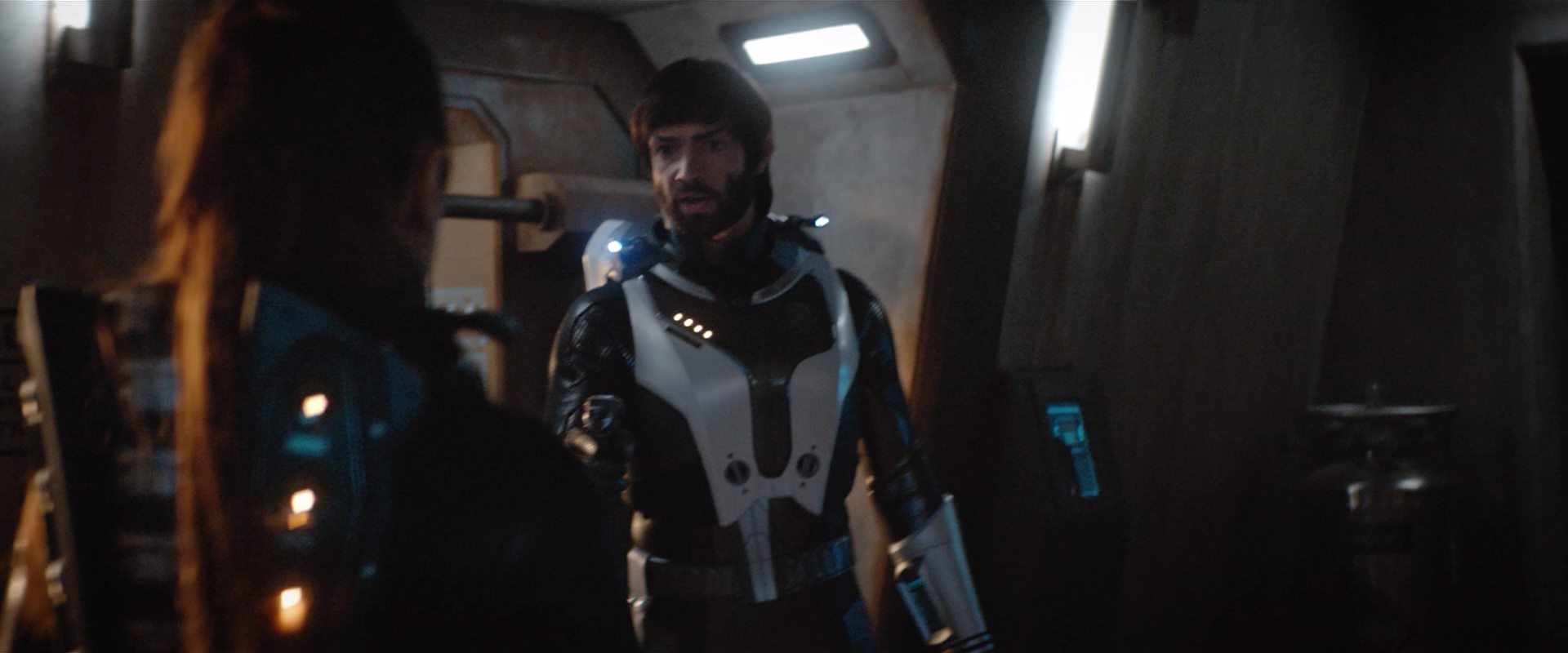 extant_StarTrekDiscovery_2x10-TheRedAngel_05001.jpg