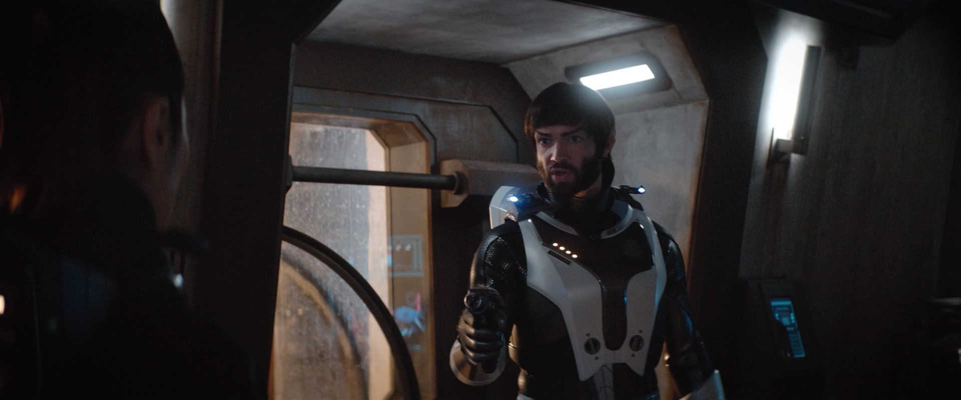 extant_StarTrekDiscovery_2x10-TheRedAngel_05007.jpg