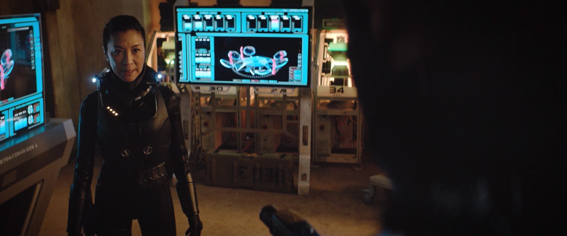 extant_StarTrekDiscovery_2x10-TheRedAngel_05015.jpg