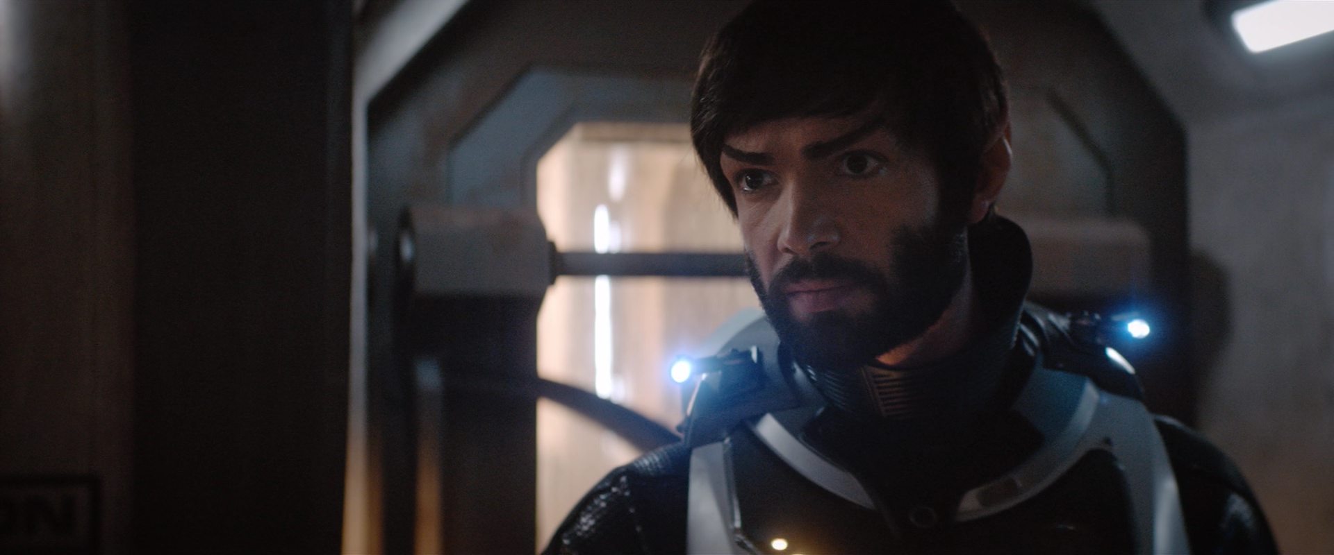 extant_StarTrekDiscovery_2x10-TheRedAngel_05033.jpg