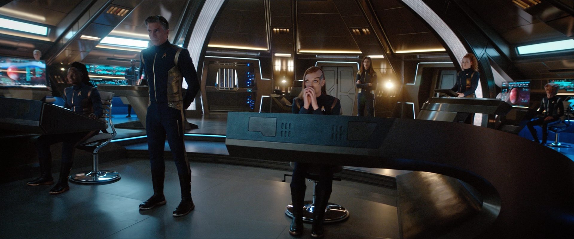 extant_StarTrekDiscovery_2x10-TheRedAngel_05046.jpg