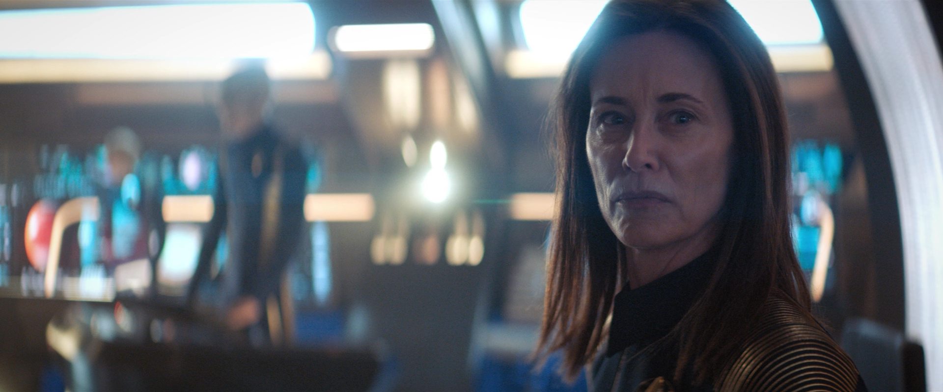 extant_StarTrekDiscovery_2x10-TheRedAngel_05061.jpg