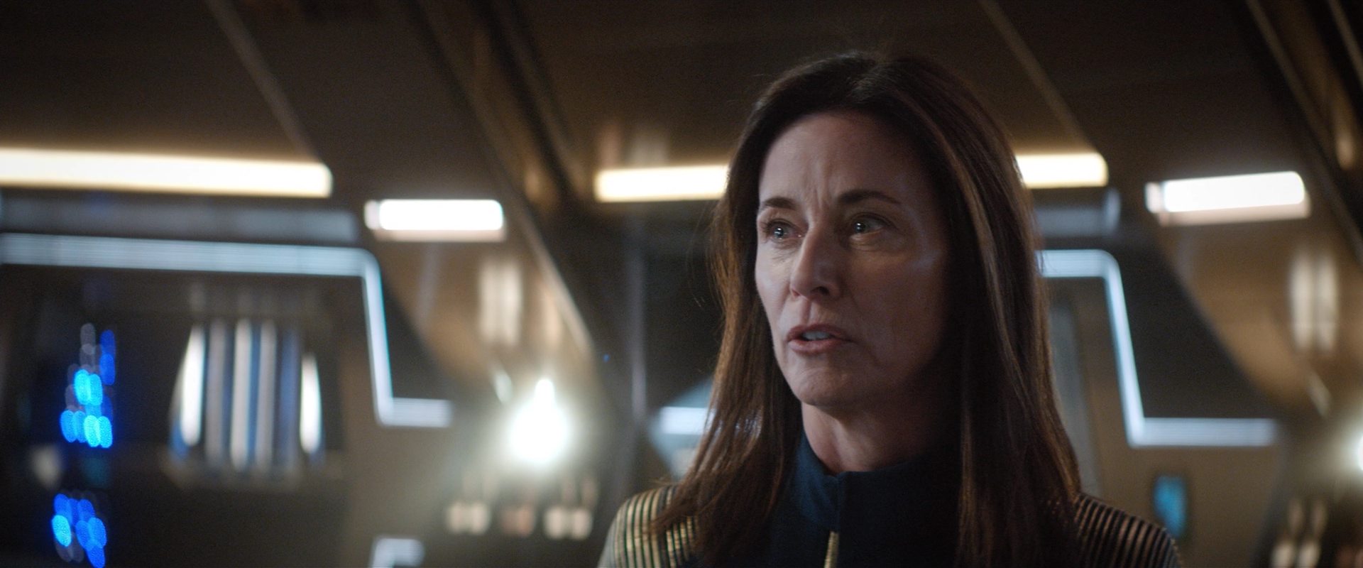 extant_StarTrekDiscovery_2x10-TheRedAngel_05071.jpg