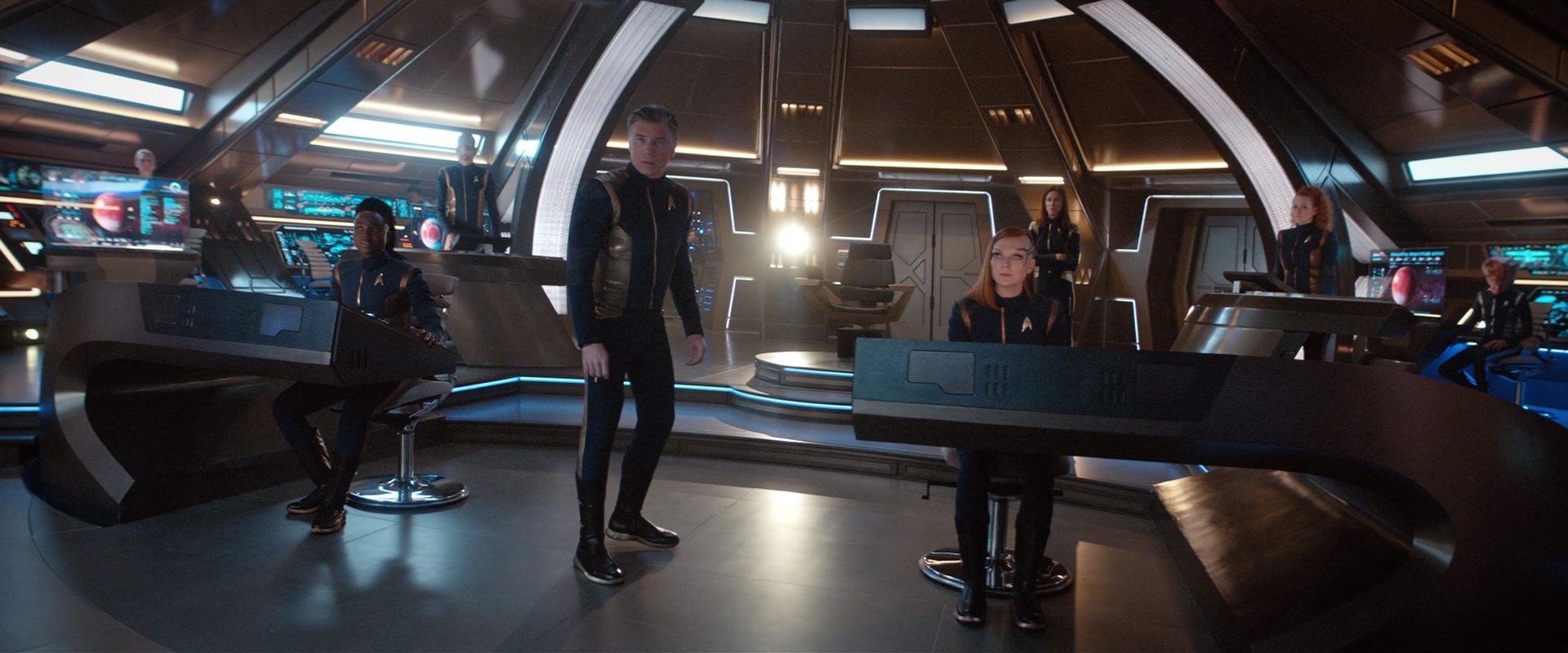 extant_StarTrekDiscovery_2x10-TheRedAngel_05078.jpg