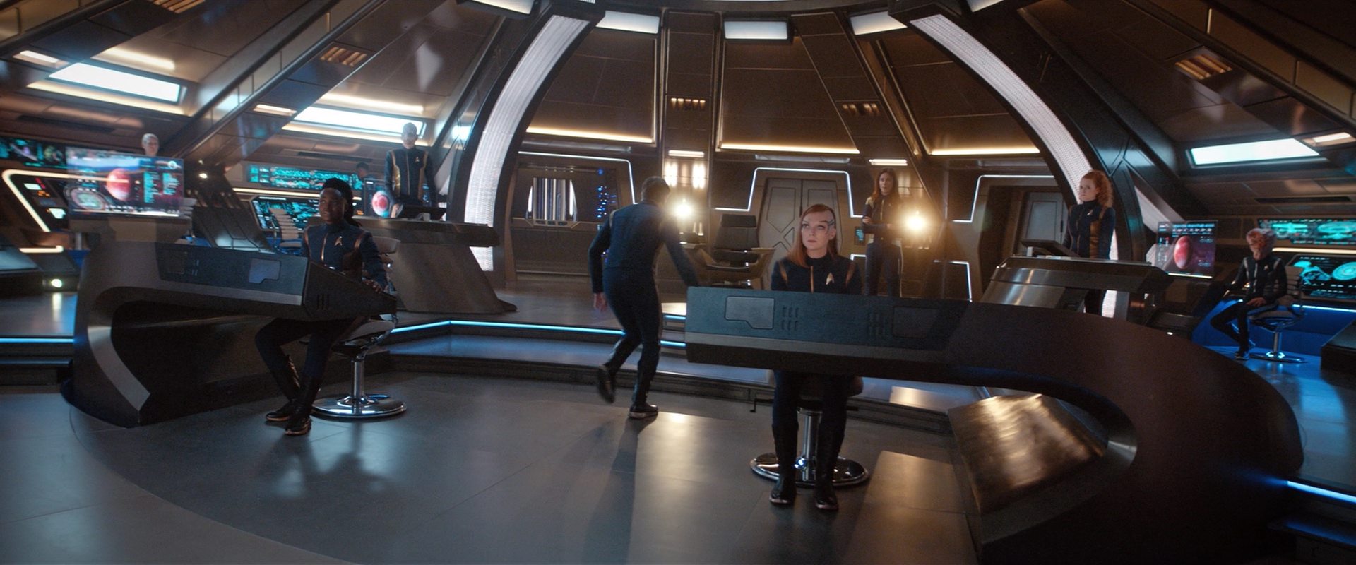 extant_StarTrekDiscovery_2x10-TheRedAngel_05080.jpg