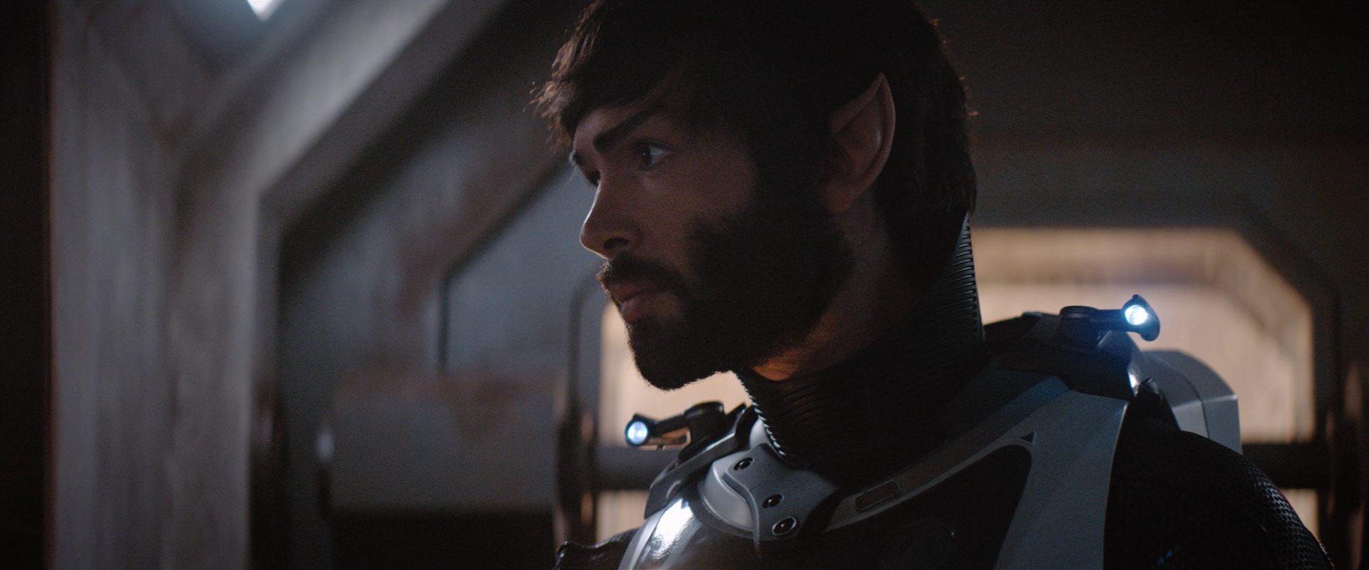 extant_StarTrekDiscovery_2x10-TheRedAngel_05095.jpg